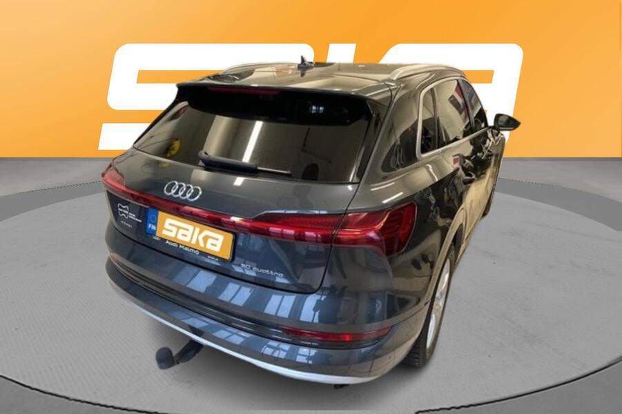 Audi e-tron vaihtoauto