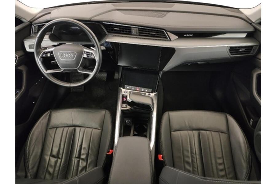 Audi Q8 e-tron vaihtoauto