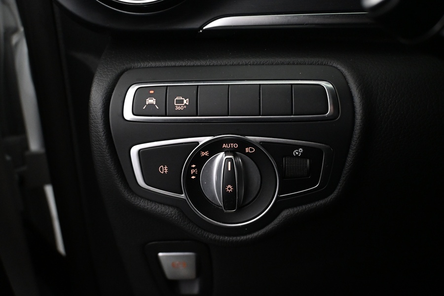 Mercedes-Benz EQV vaihtoauto