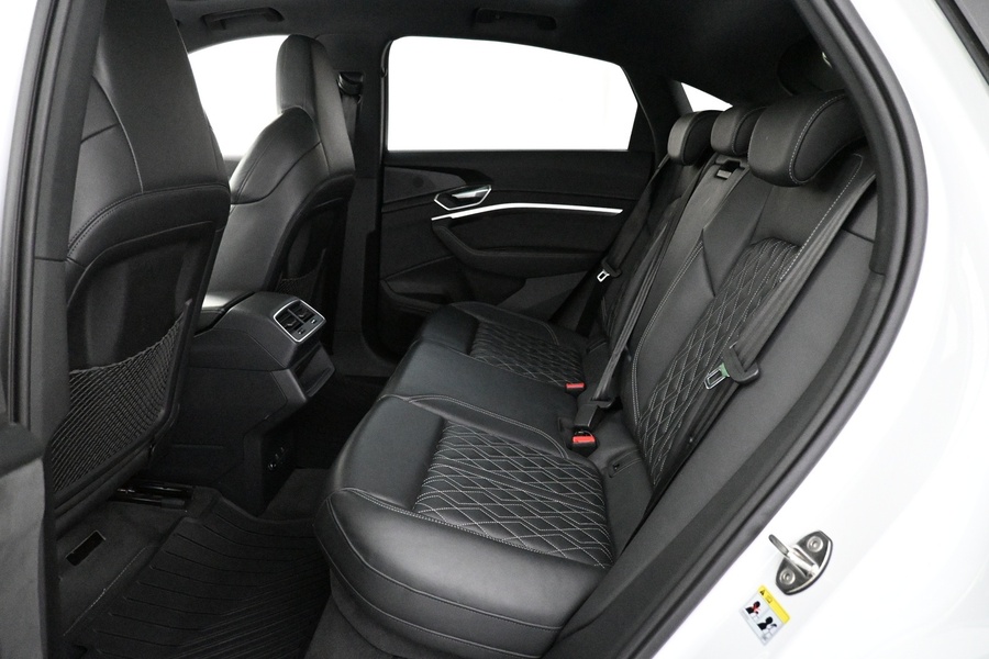 Audi Q8 e-tron vaihtoauto