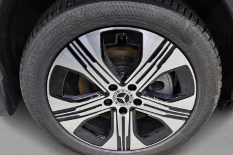 Mercedes-Benz EQB vaihtoauto