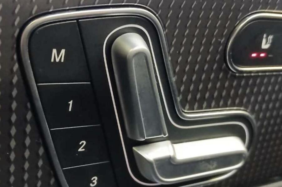 Mercedes-Benz EQA vaihtoauto