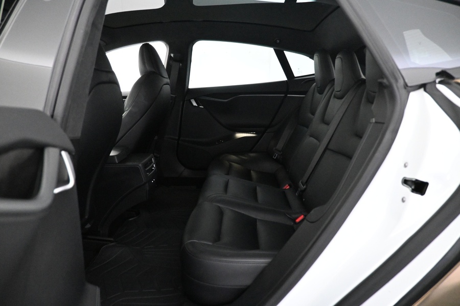 Tesla Model S vaihtoauto