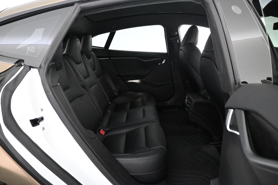 Tesla Model S vaihtoauto