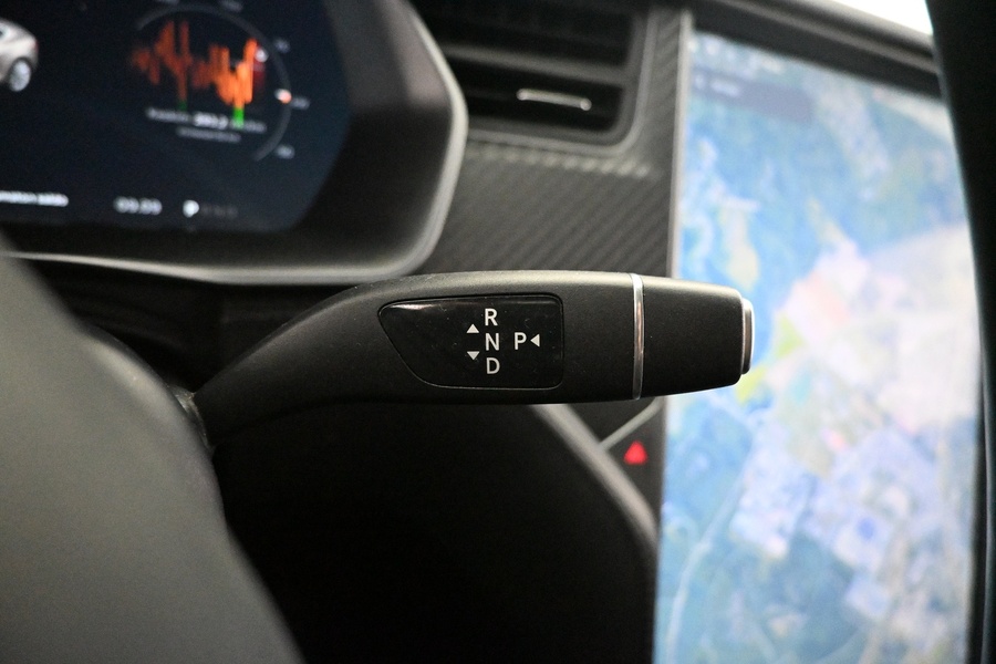 Tesla Model S vaihtoauto