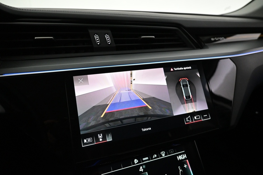 Audi Q8 e-tron vaihtoauto