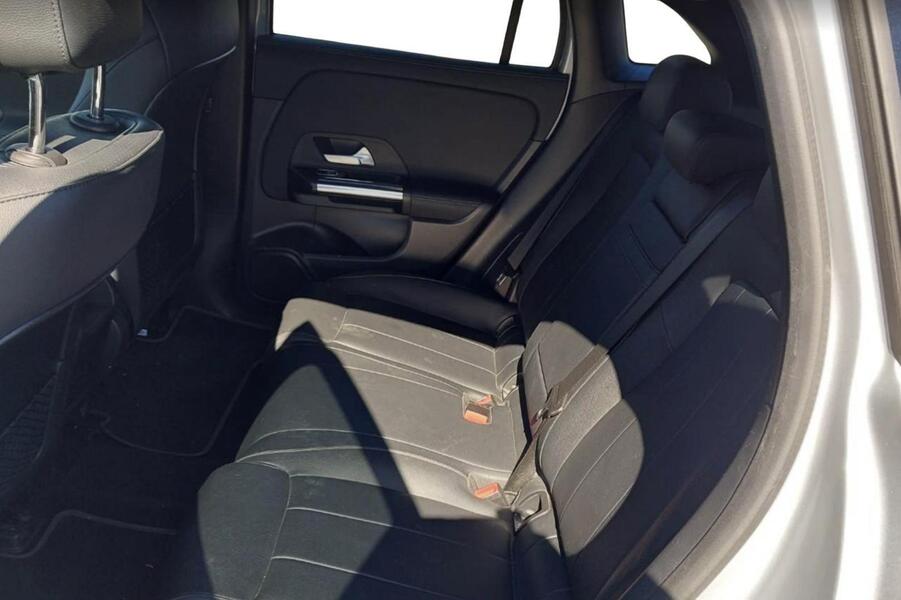 Mercedes-Benz EQA vaihtoauto