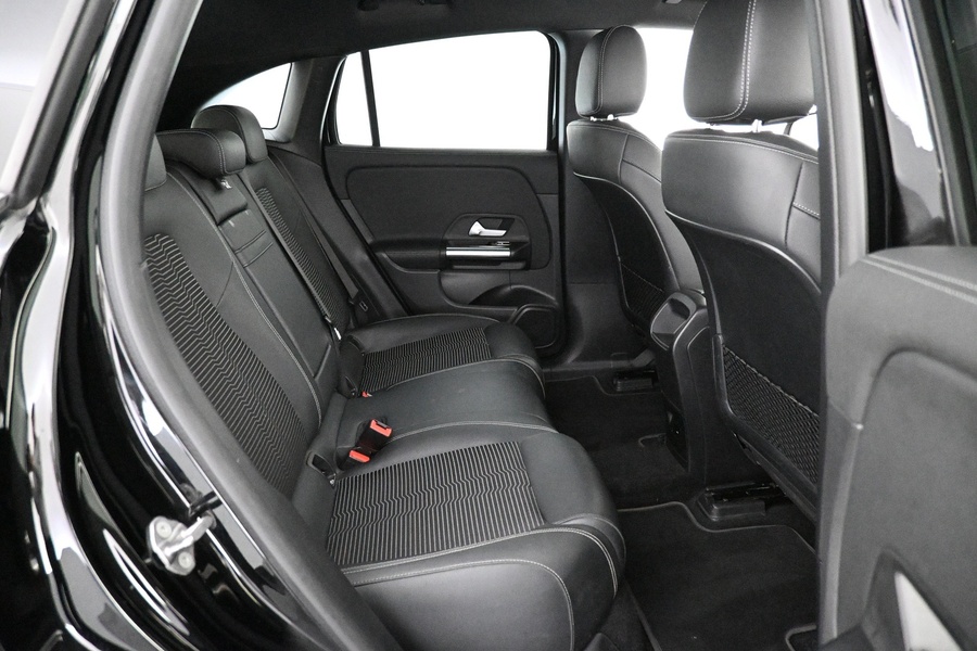 Mercedes-Benz EQA vaihtoauto