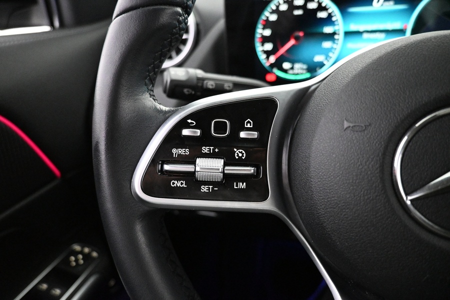 Mercedes-Benz EQA vaihtoauto