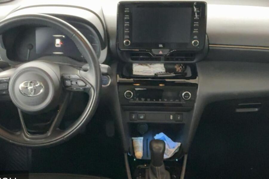 Toyota Yaris Cross vaihtoauto