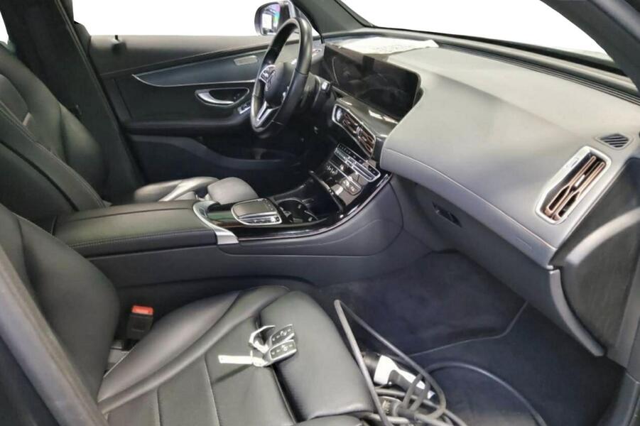 Mercedes-Benz EQC vaihtoauto
