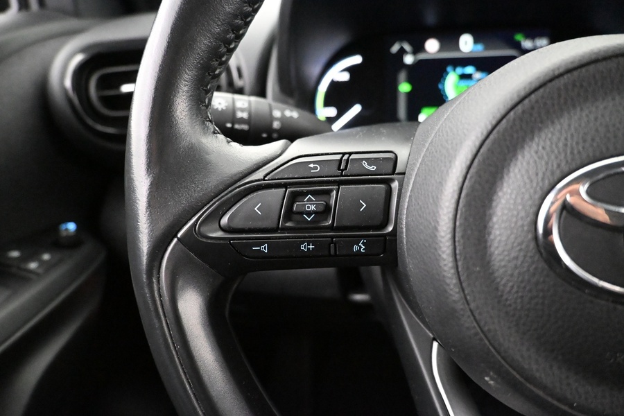 Toyota Yaris Cross vaihtoauto