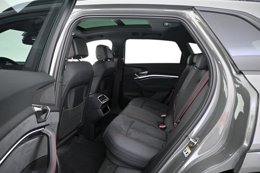 Audi Q8 e-tron vaihtoauto