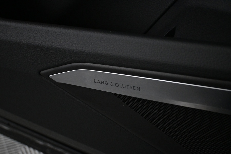 Audi Q8 e-tron vaihtoauto