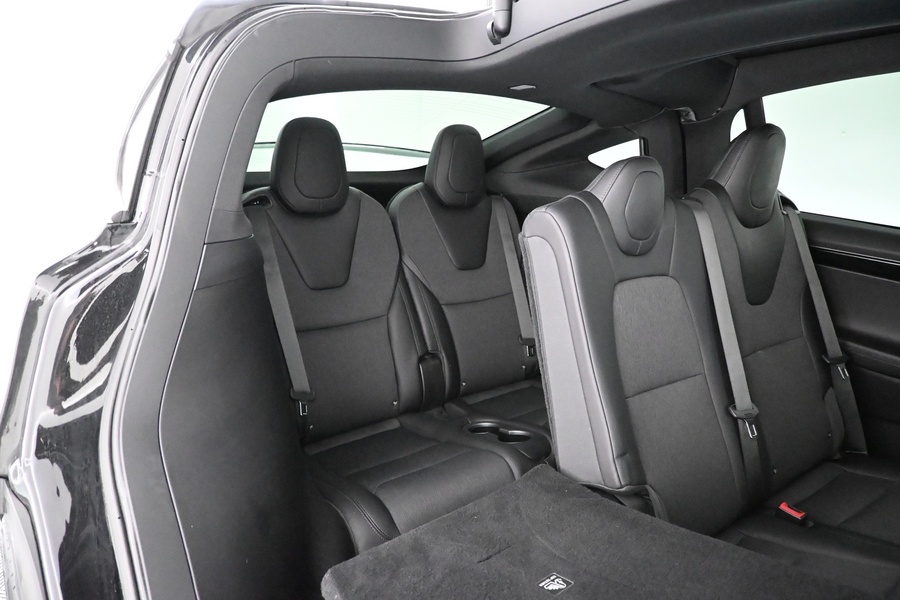 Tesla Model X vaihtoauto
