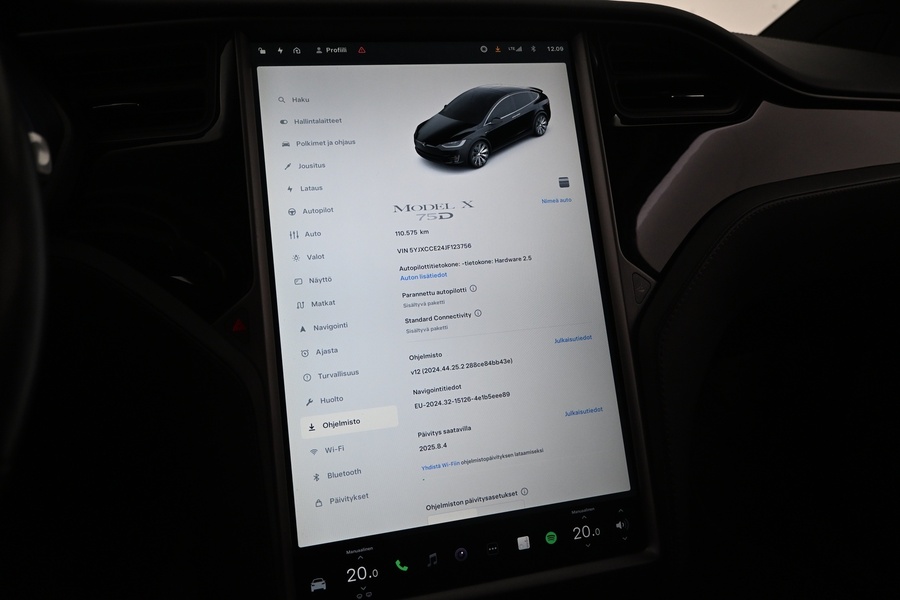 Tesla Model X vaihtoauto