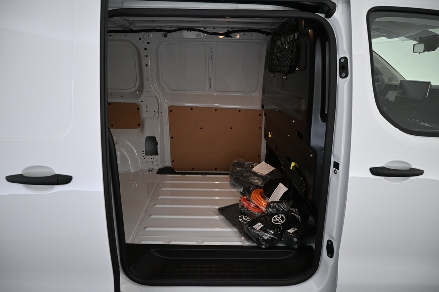 Toyota Proace EV vaihtoauto