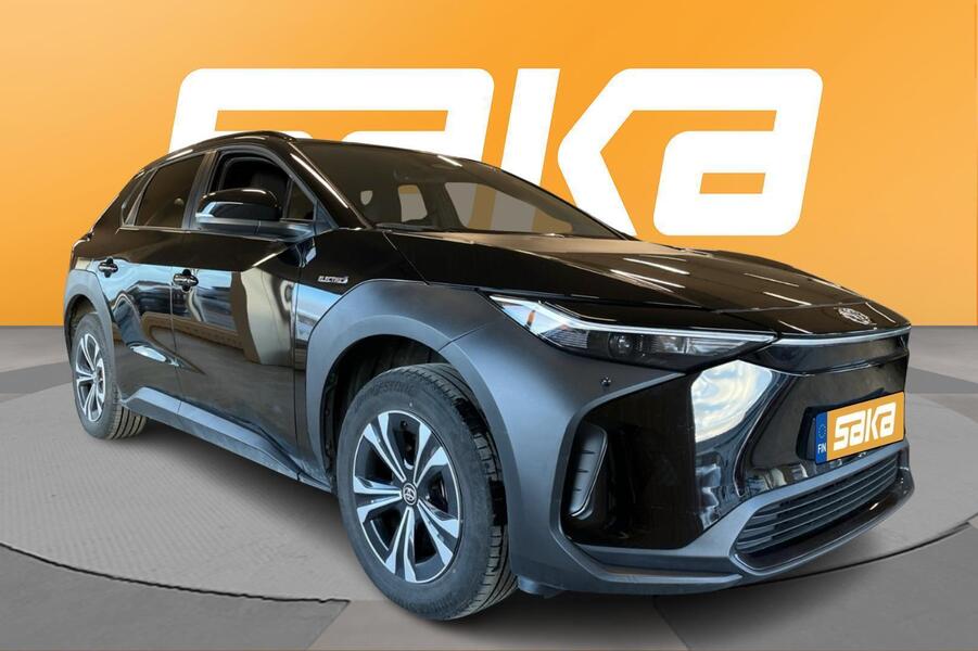 Toyota bZ4X vaihtoauto