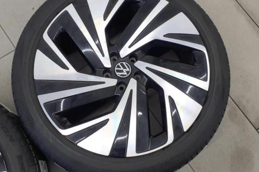 Volkswagen ID.5 vaihtoauto