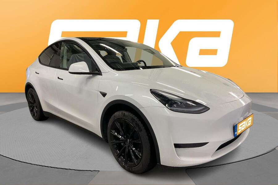 Tesla Model Y vaihtoauto