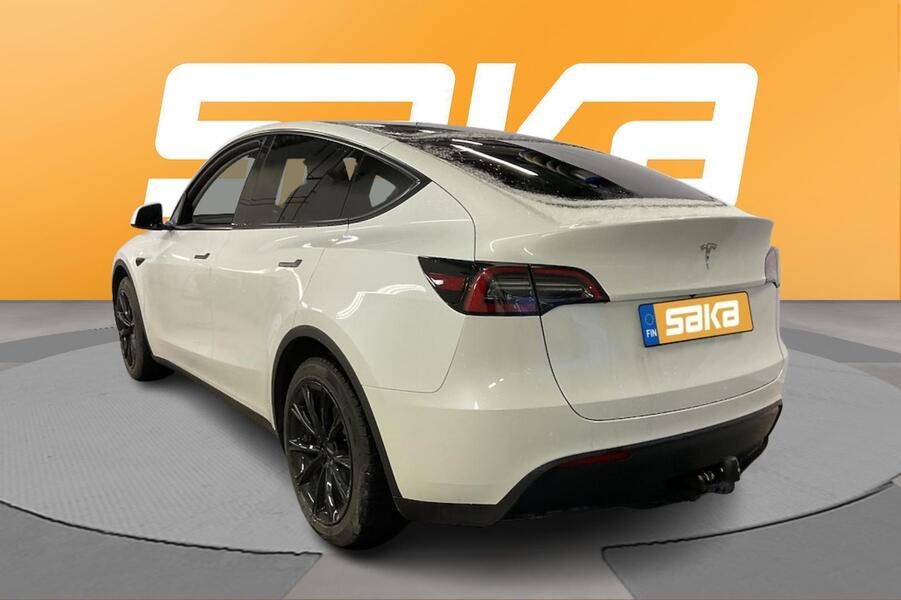 Tesla Model Y vaihtoauto
