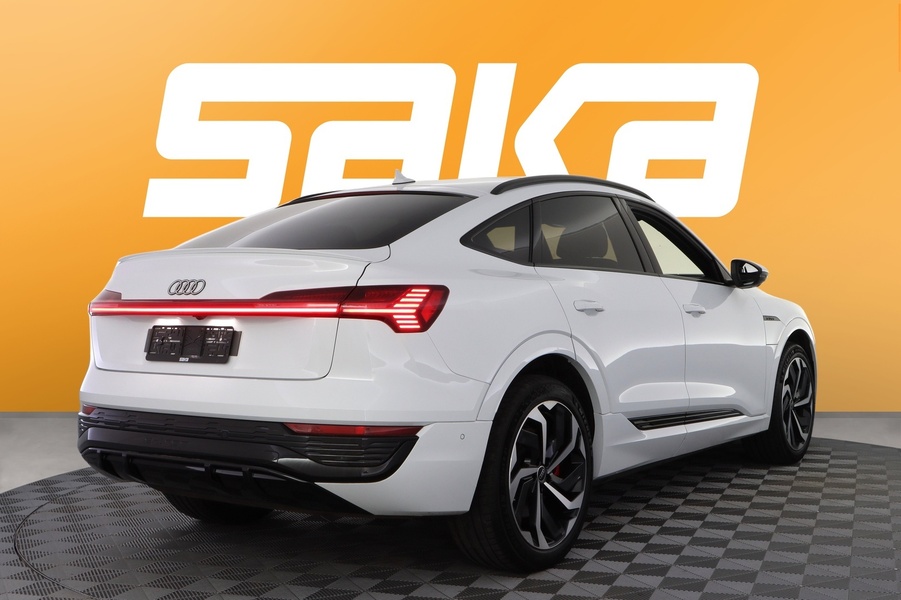 Audi Q8 e-tron vaihtoauto