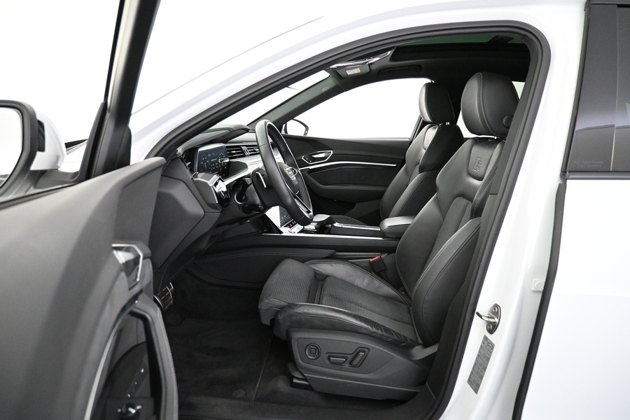 Audi Q8 e-tron vaihtoauto