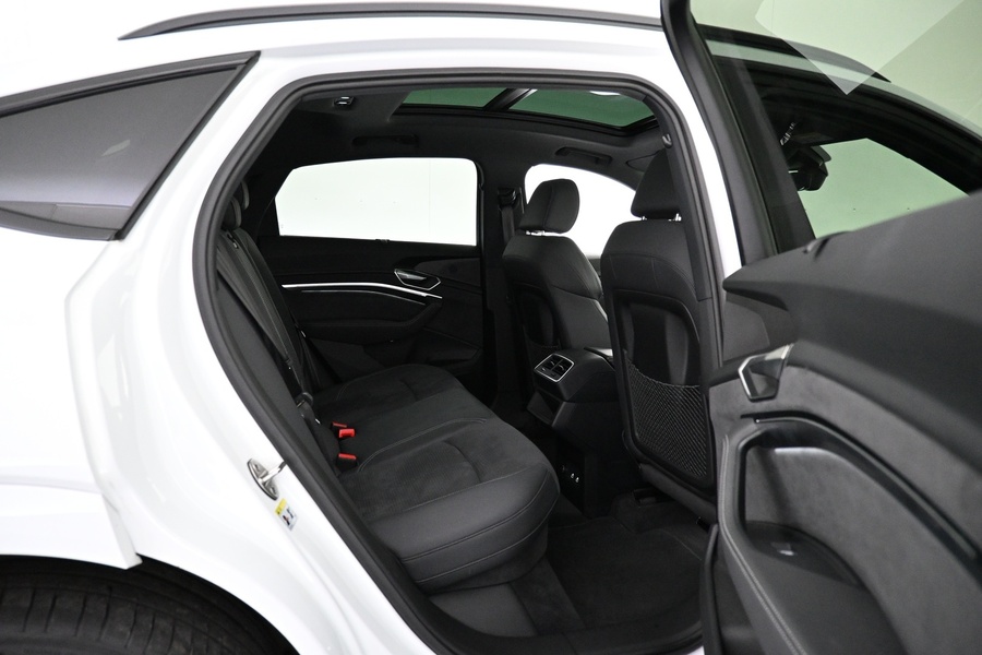 Audi Q8 e-tron vaihtoauto