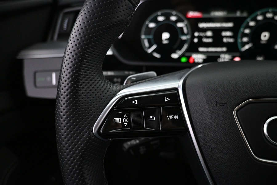 Audi Q8 e-tron vaihtoauto