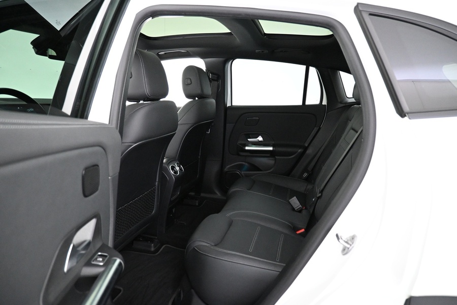 Mercedes-Benz EQA vaihtoauto