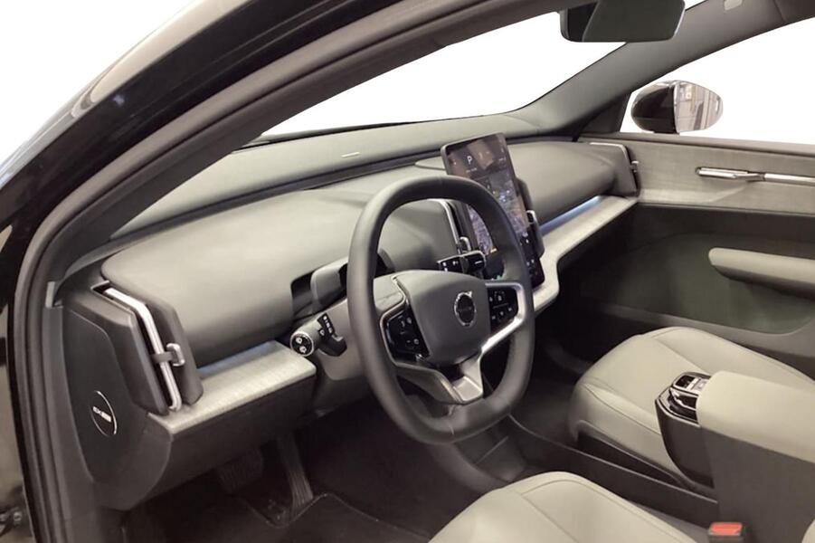 Volvo EX30 vaihtoauto