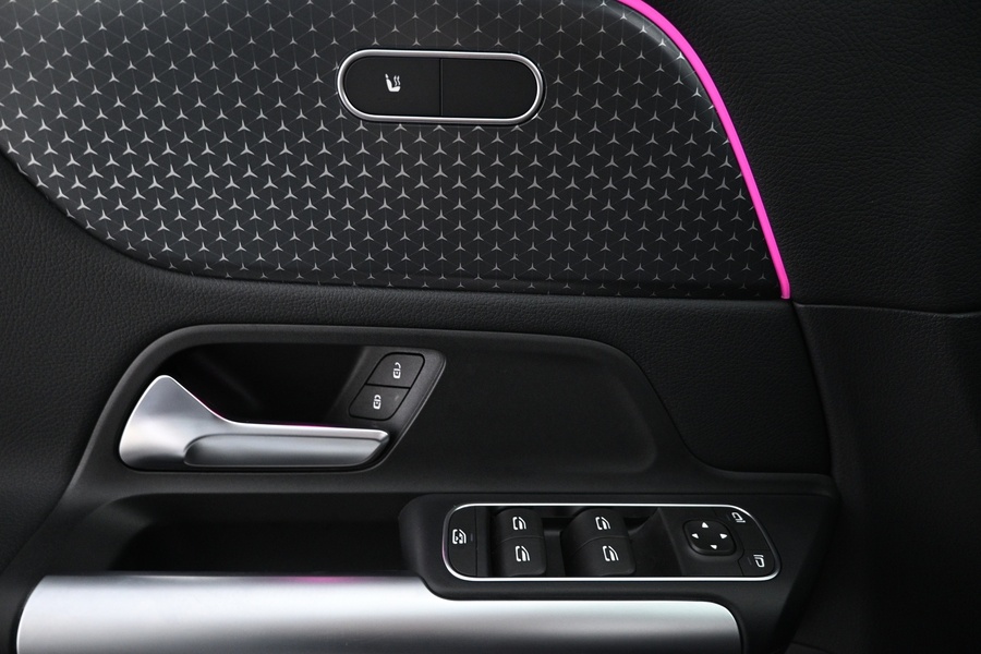 Mercedes-Benz EQA vaihtoauto