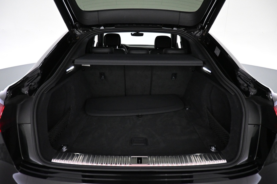 Audi Q8 e-tron vaihtoauto