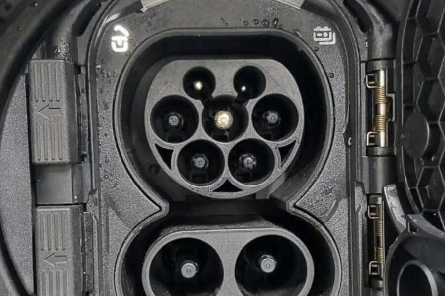 Mercedes-Benz EQA vaihtoauto