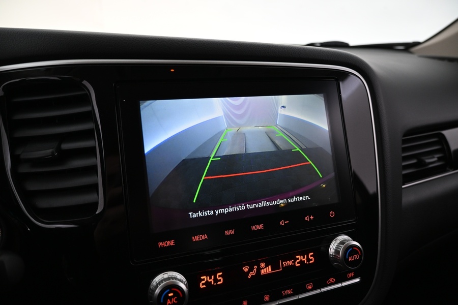 Mitsubishi Outlander PHEV vaihtoauto