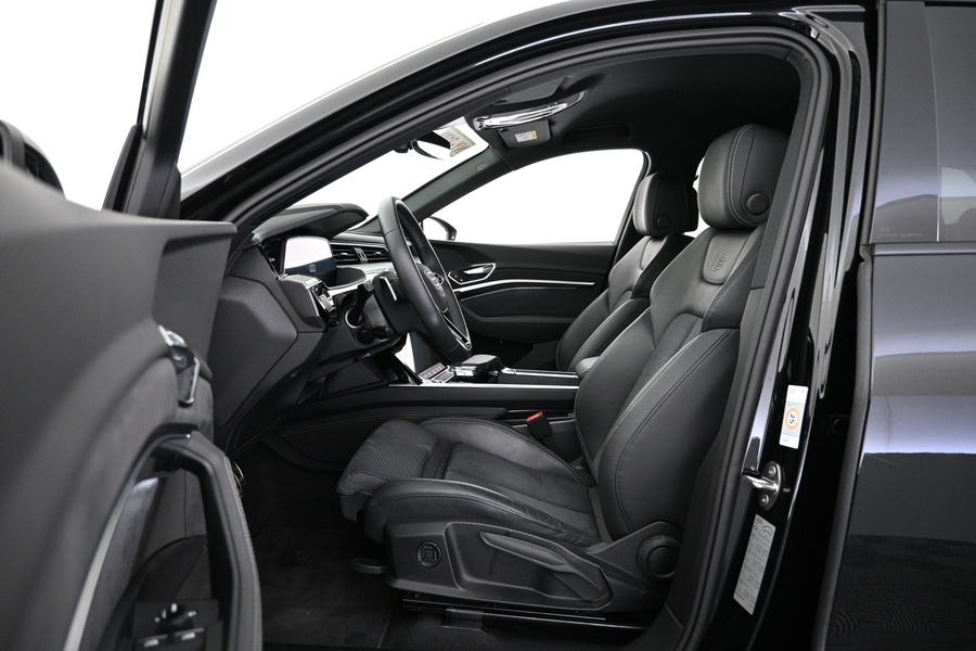 Audi Q8 e-tron vaihtoauto