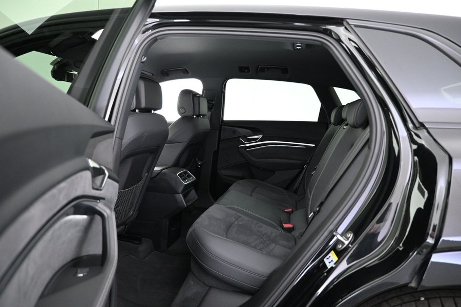 Audi Q8 e-tron vaihtoauto