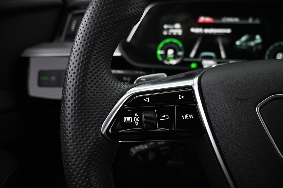 Audi Q8 e-tron vaihtoauto