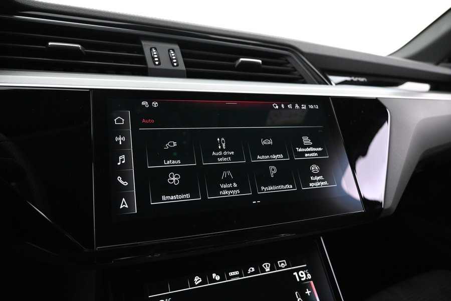 Audi Q8 e-tron vaihtoauto