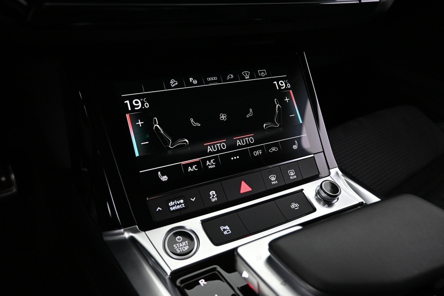 Audi Q8 e-tron vaihtoauto