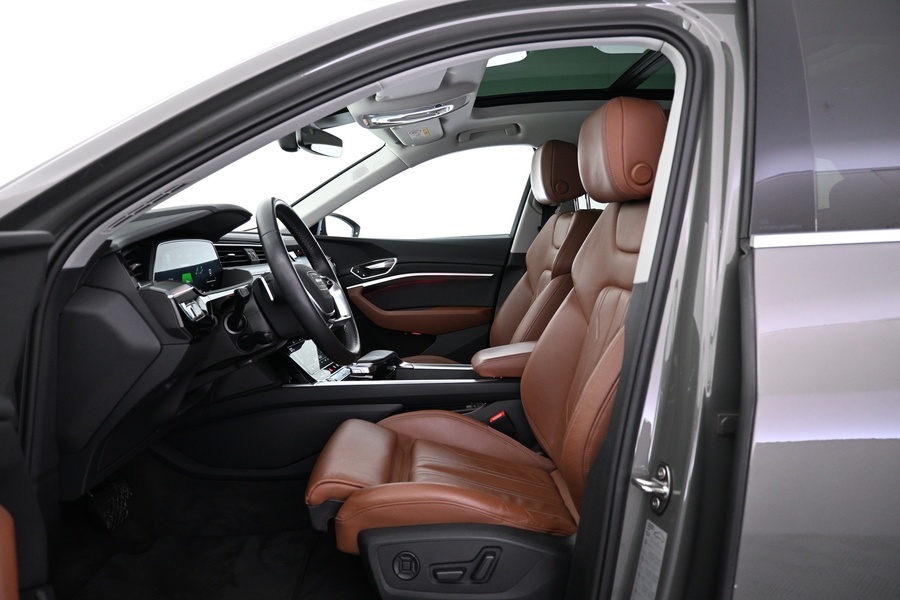 Audi Q8 e-tron vaihtoauto