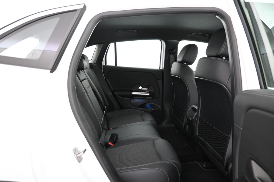 Mercedes-Benz EQA vaihtoauto