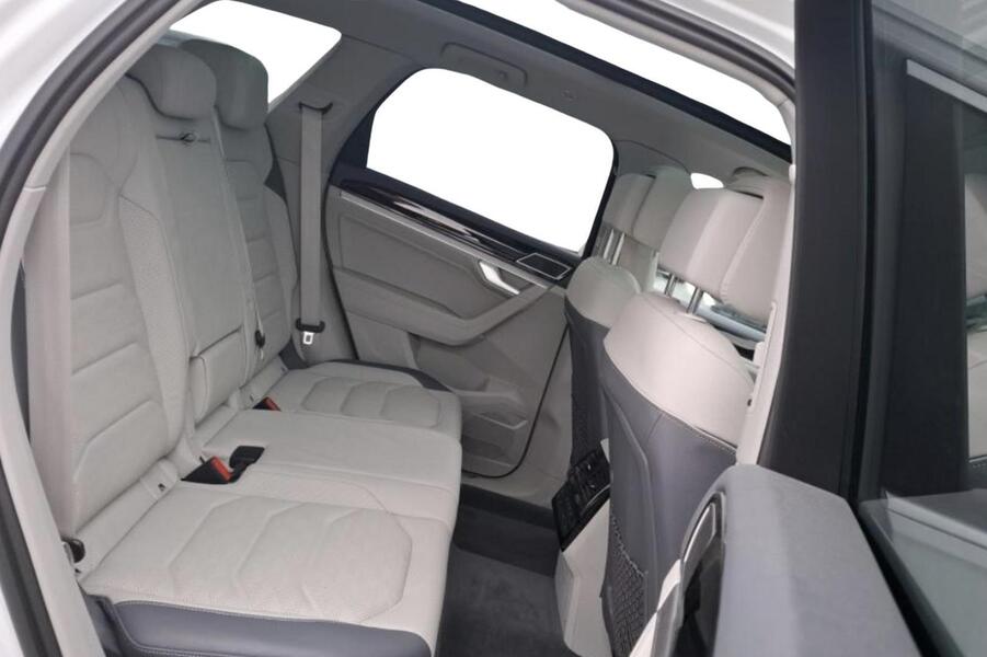 Volkswagen Touareg vaihtoauto