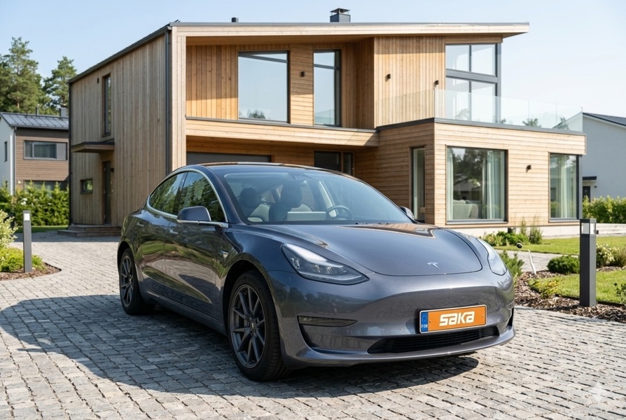 Tesla Model 3 vaihtoauto