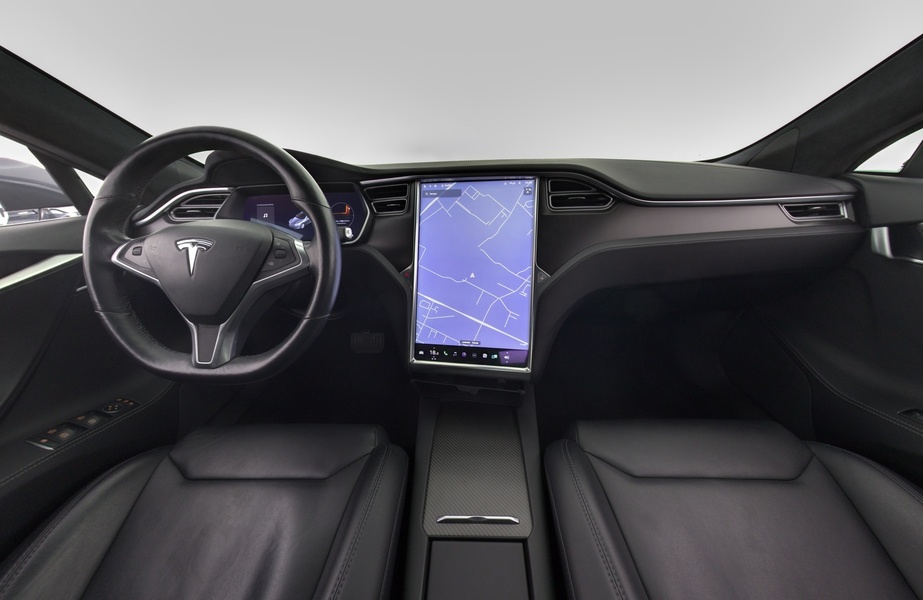 Tesla Model S vaihtoauto