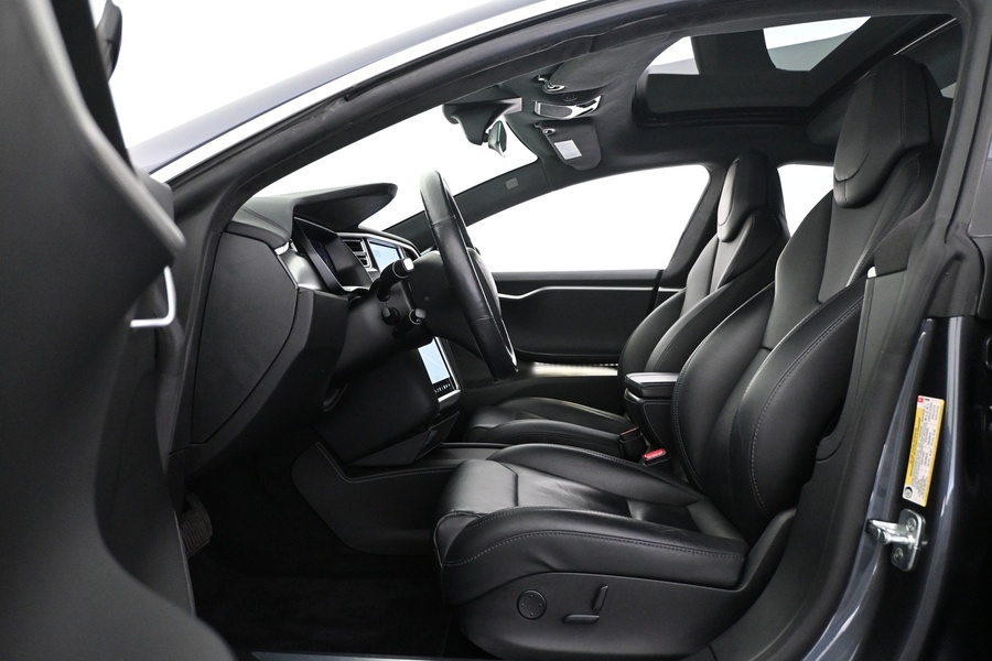 Tesla Model S vaihtoauto