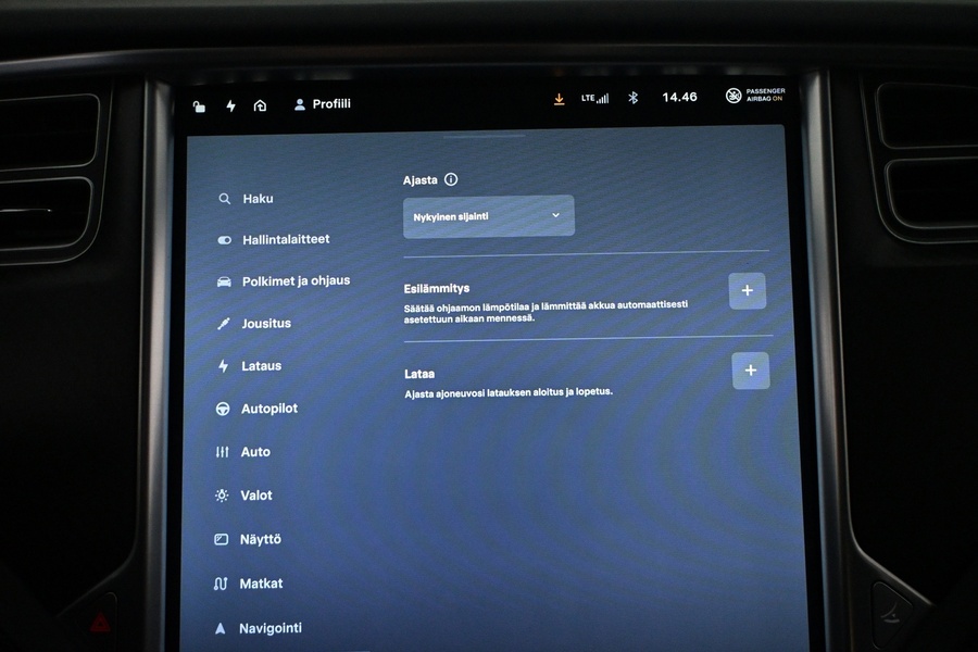 Tesla Model S vaihtoauto