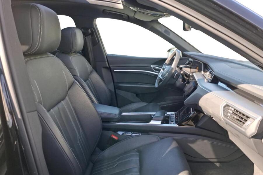 Audi Q8 e-tron vaihtoauto