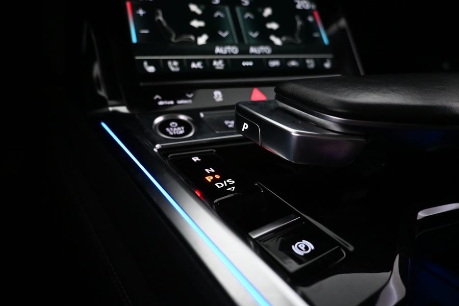 Audi Q8 e-tron vaihtoauto