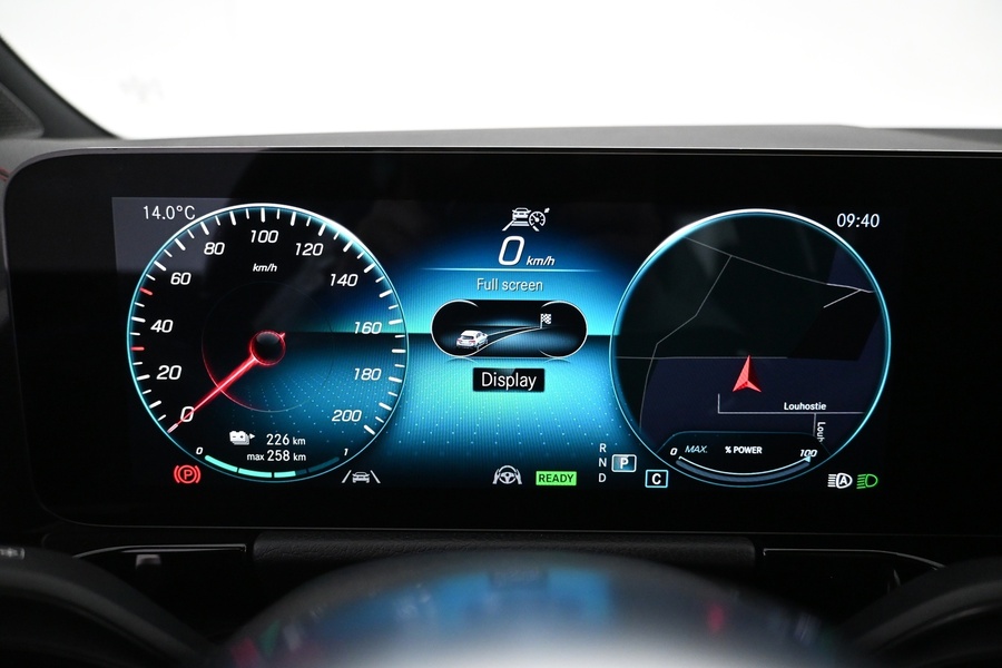 Mercedes-Benz EQA vaihtoauto